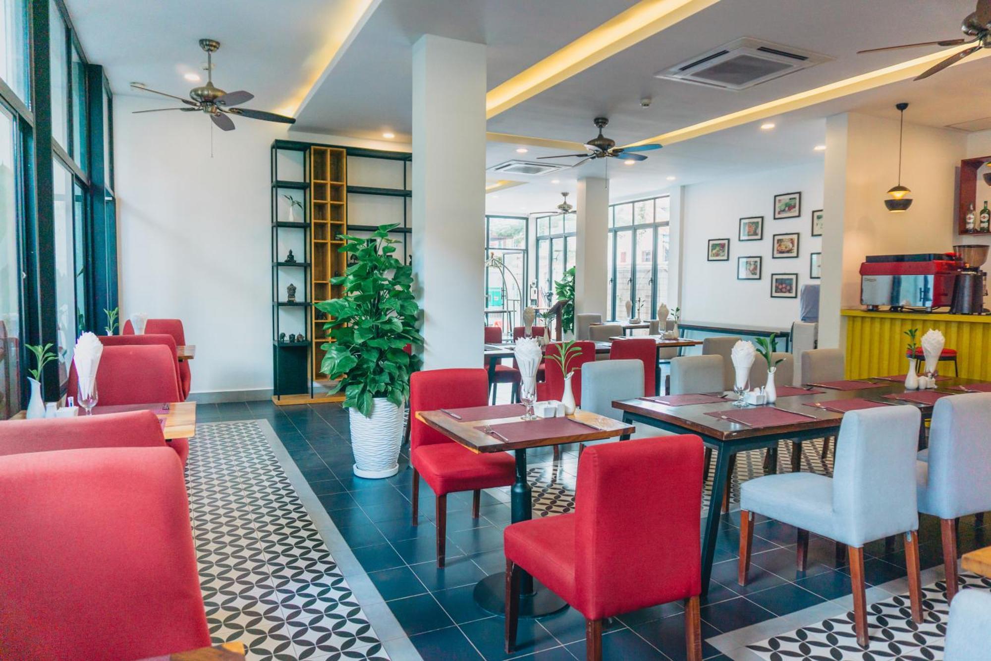 Angkor Aurora Hotel Siem Reap Exterior foto